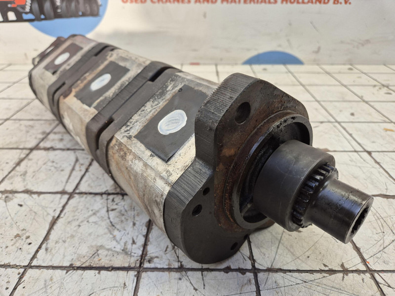 Bosch Bosch 4 way gear pump - Hydraulpump för Lyftkran: bild 1 Bosch Bosch 4 way gear pump - Hydraulpump för Lyftkran: bild 1