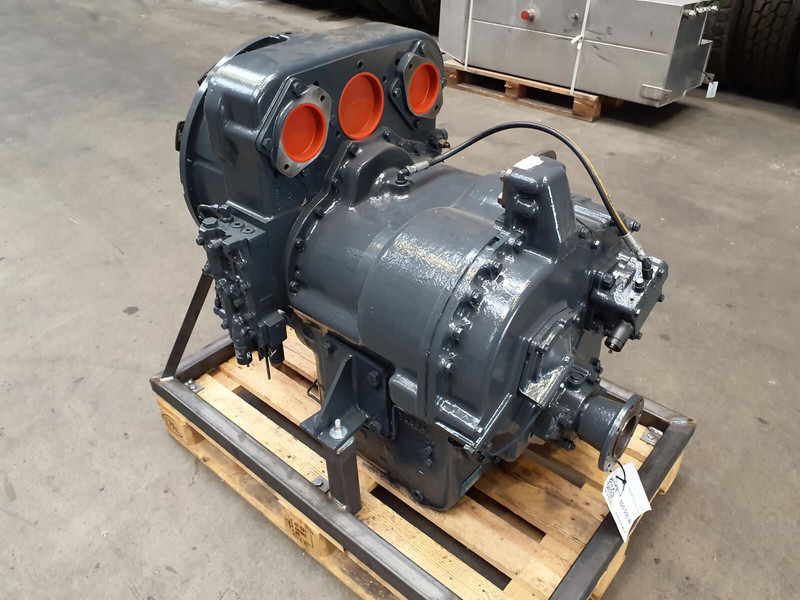 Faun RTF 50-3 Clark gearbox - Växellåda för Lyftkran: bild 1 Faun RTF 50-3 Clark gearbox - Växellåda för Lyftkran: bild 1