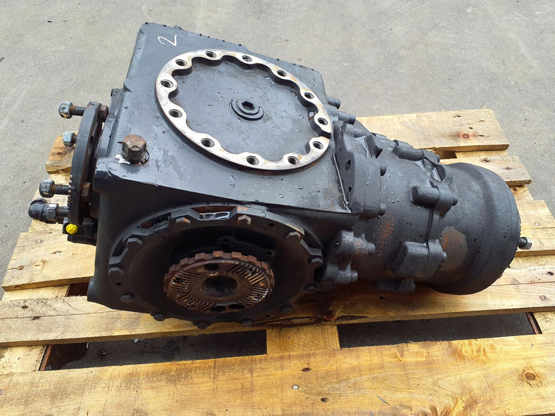 Grove GMK 6400 diff box axle2 - Differential för Lyftkran: bild 4 Grove GMK 6400 diff box axle2 - Differential för Lyftkran: bild 4