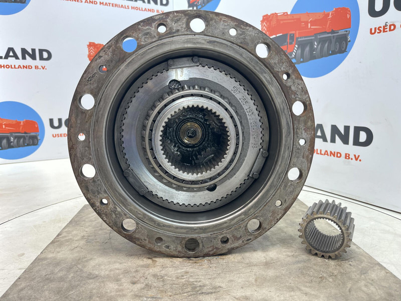 Kessler+CO Kessler planetary gear 22-25-74-40-4pl-H172-46 - Fjädring för Lyftkran: bild 5 Kessler+CO Kessler planetary gear 22-25-74-40-4pl-H172-46 - Fjädring för Lyftkran: bild 5