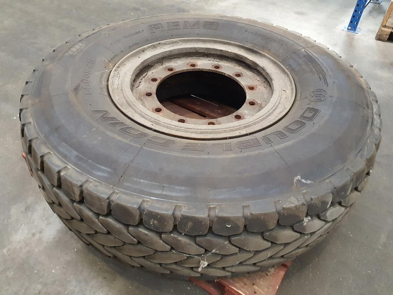 Krupp Wheel 385/95R25 12 5.4 3p - Däck och fälgar för Lyftkran: bild 2 Krupp Wheel 385/95R25 12 5.4 3p - Däck och fälgar för Lyftkran: bild 2