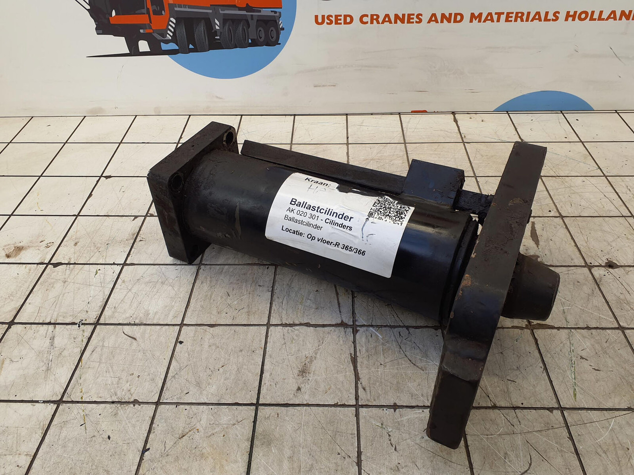 Terex AC 155 counterweight lift cylinder - Hydraulcylinder för Mobilkran: bild 2 Terex AC 155 counterweight lift cylinder - Hydraulcylinder för Mobilkran: bild 2