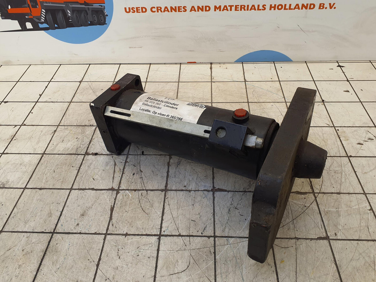Terex AC 155 counterweight lift cylinder - Hydraulcylinder för Mobilkran: bild 2 Terex AC 155 counterweight lift cylinder - Hydraulcylinder för Mobilkran: bild 2