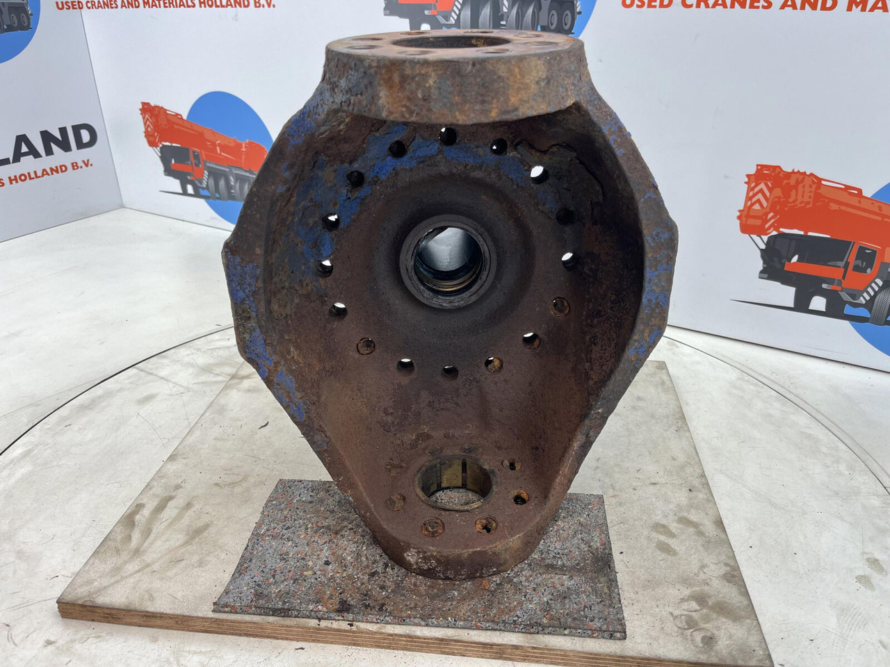 Terex AC 205 Steering knuckle 16 holes axle 4 - Styrspindel för Mobilkran: bild 5 Terex AC 205 Steering knuckle 16 holes axle 4 - Styrspindel för Mobilkran: bild 5