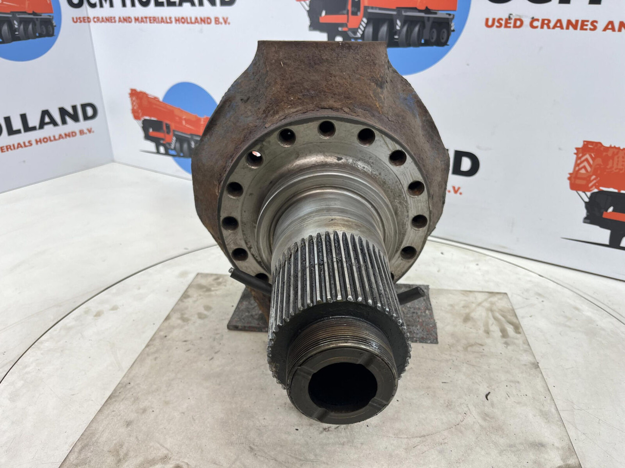 Terex AC 205 Steering knuckle 16 holes axle 4 - Styrspindel för Mobilkran: bild 2 Terex AC 205 Steering knuckle 16 holes axle 4 - Styrspindel för Mobilkran: bild 2