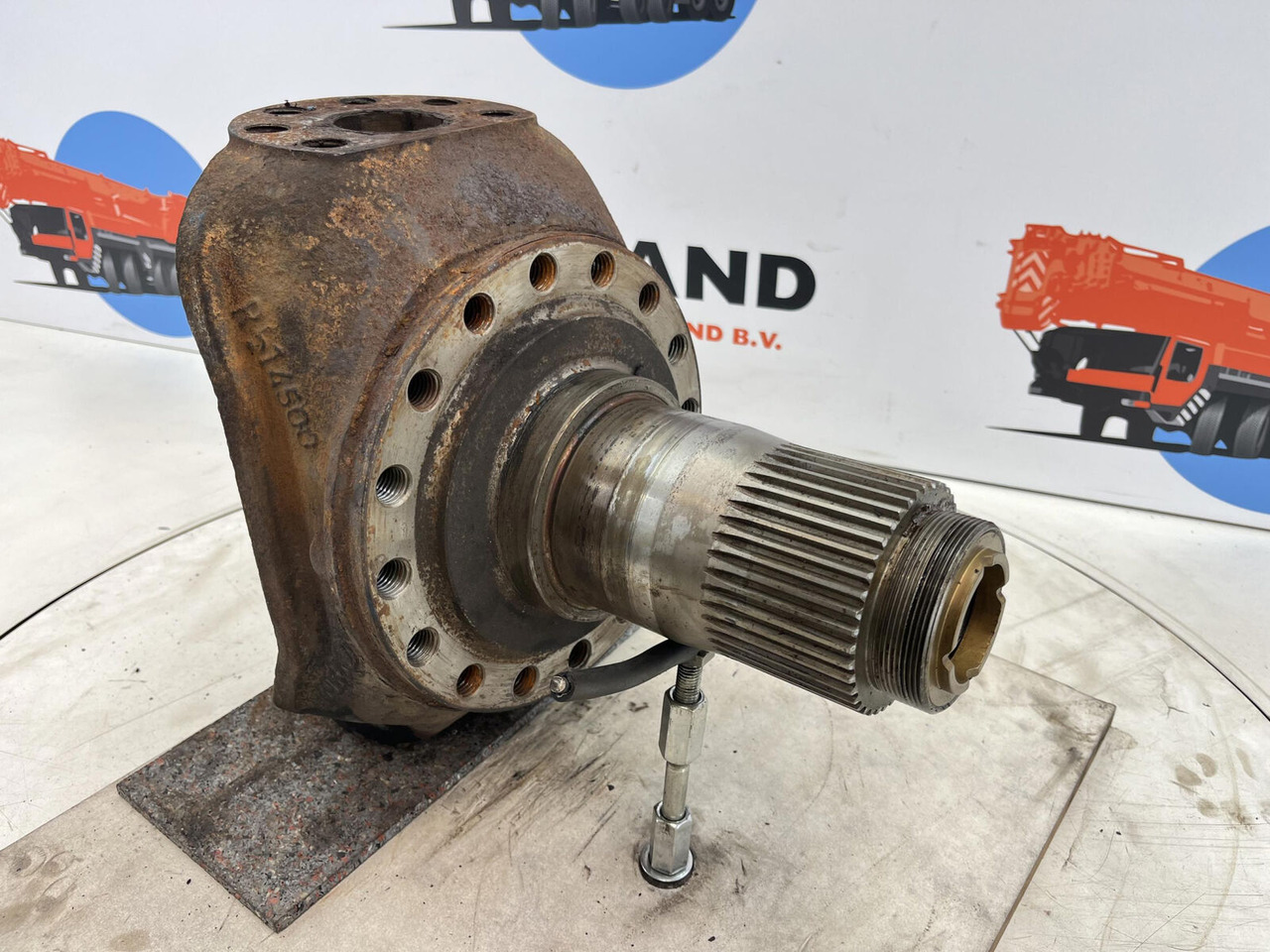 Terex AC 25 Steering knuckle 16 holes axle 2 - Styrspindel för Mobilkran: bild 3 Terex AC 25 Steering knuckle 16 holes axle 2 - Styrspindel för Mobilkran: bild 3