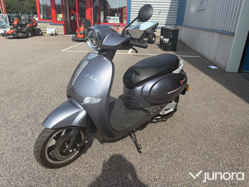 EU-moped - Yadea C-Lucky, NY! - Motorcykel: bild 5 EU-moped - Yadea C-Lucky, NY! - Motorcykel: bild 5
