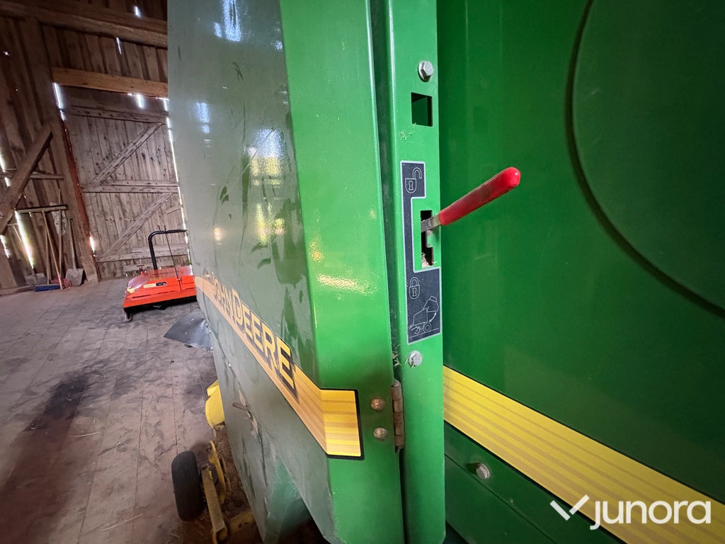 Fixkammarpress John Deere 578 - Rundbalspress: bild 4 Fixkammarpress John Deere 578 - Rundbalspress: bild 4