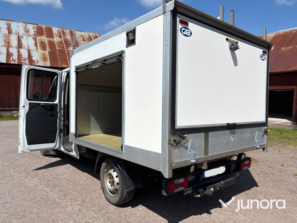 Iveco Lätt lastbil - Volymskåp: bild 5 Iveco Lätt lastbil - Volymskåp: bild 5