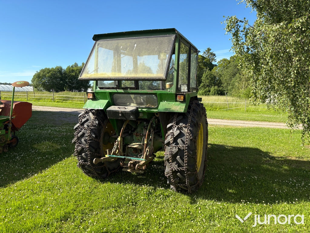 John Deere 1130 ink. 6st tillbehör. - Traktor: bild 4 John Deere 1130 ink. 6st tillbehör. - Traktor: bild 4