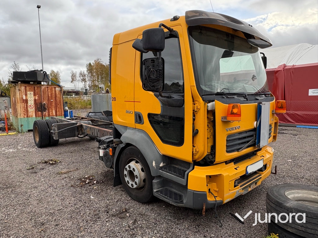 Lastbil - Volvo FL 4*2 - Chassi lastbil: bild 4 Lastbil - Volvo FL 4*2 - Chassi lastbil: bild 4
