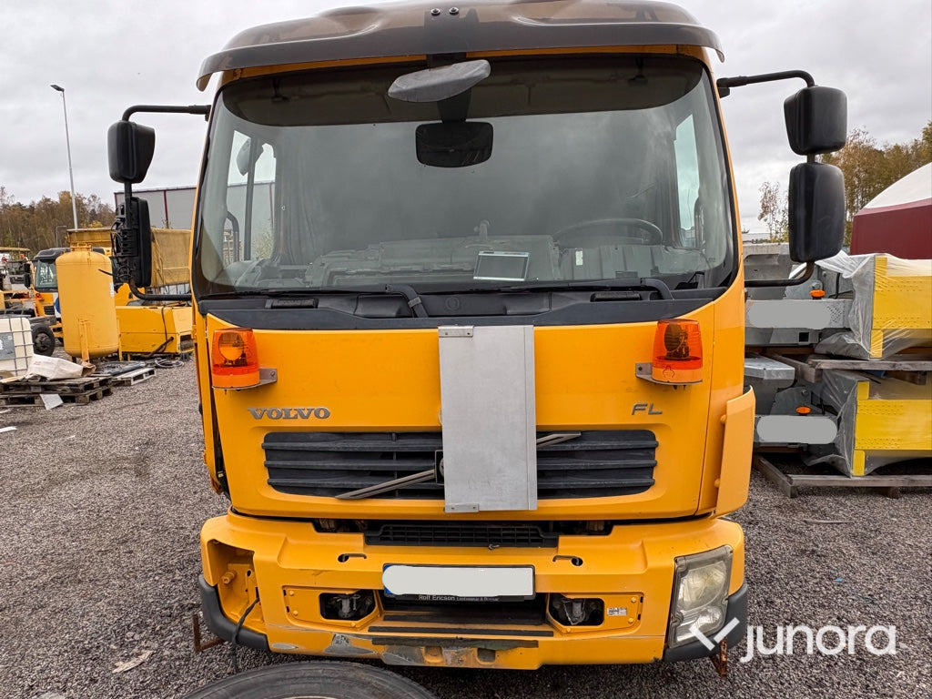 Lastbil - Volvo FL 4*2 - Chassi lastbil: bild 2 Lastbil - Volvo FL 4*2 - Chassi lastbil: bild 2