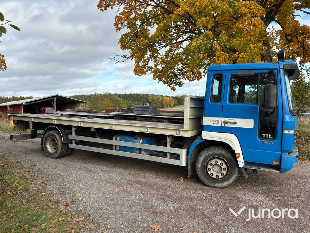 Lastbil - Volvo FL6 4X2 - Flakbil: bild 4 Lastbil - Volvo FL6 4X2 - Flakbil: bild 4