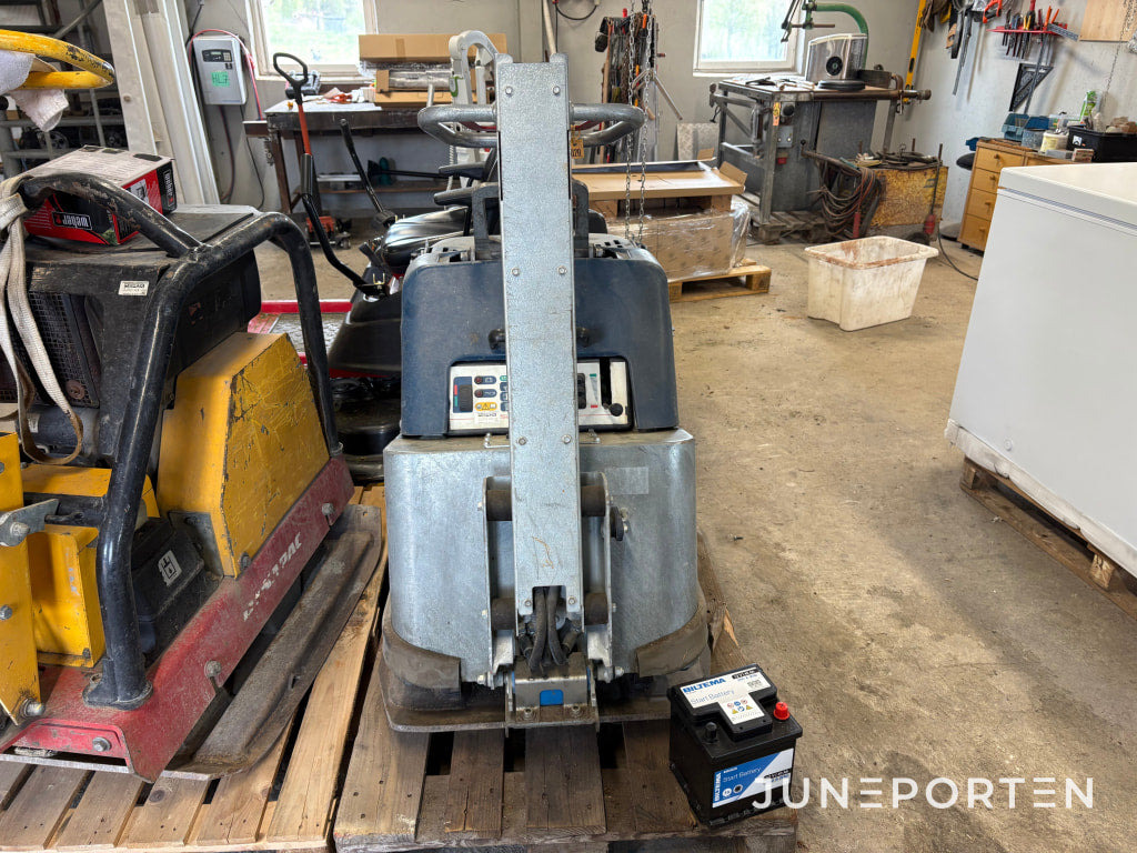 Markvibrator Swepac 465 - Vibroplatta: bild 3 Markvibrator Swepac 465 - Vibroplatta: bild 3