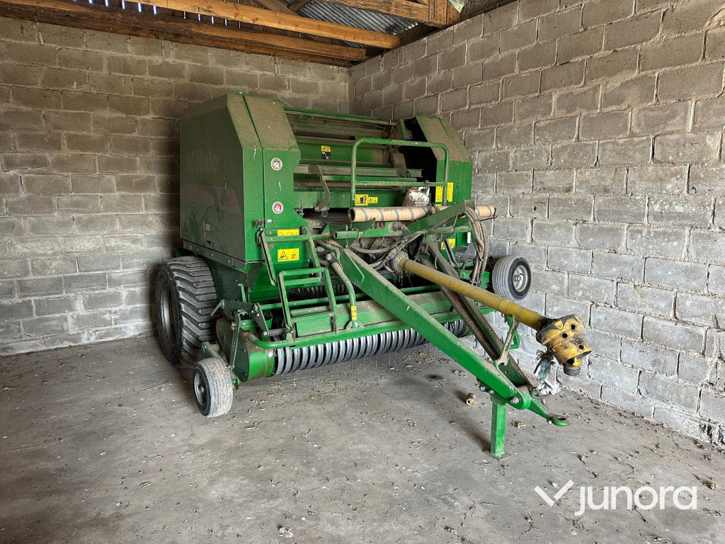 Mchale 560 F - Rundbalspress: bild 1 Mchale 560 F - Rundbalspress: bild 1