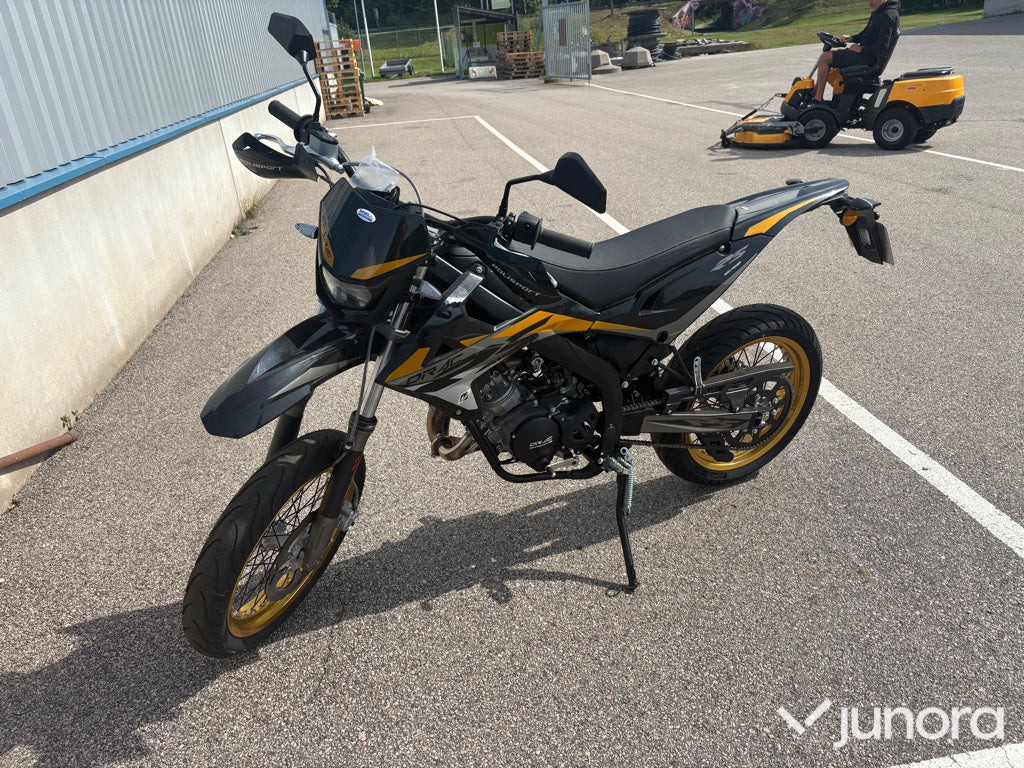 NY! EU moped Nightrider Rieju Drac - Motorcykel: bild 1 NY! EU moped Nightrider Rieju Drac - Motorcykel: bild 1