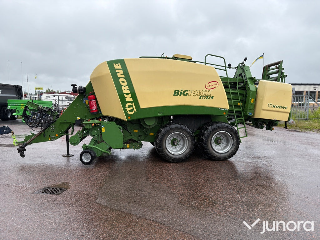 Rundbalspress Krone BIGPACK 890 - Ensilagevagn: bild 1 Rundbalspress Krone BIGPACK 890 - Ensilagevagn: bild 1