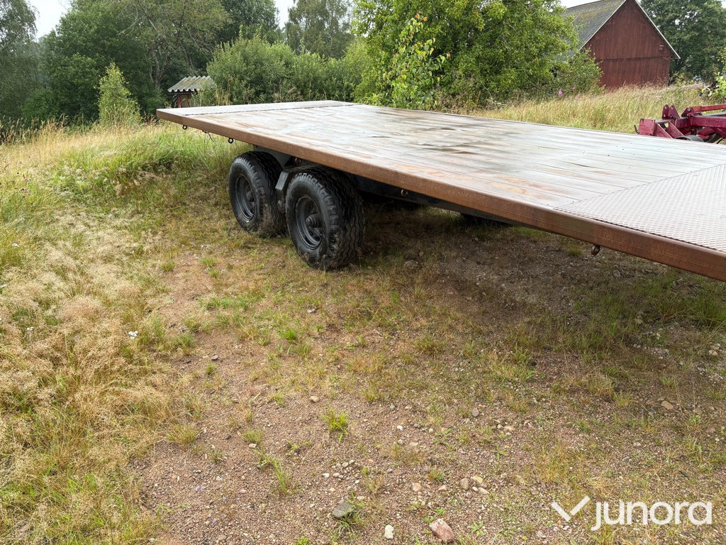 Rundbalsvagn boogie med broms - Flakvagn för lantbruk: bild 5 Rundbalsvagn boogie med broms - Flakvagn för lantbruk: bild 5