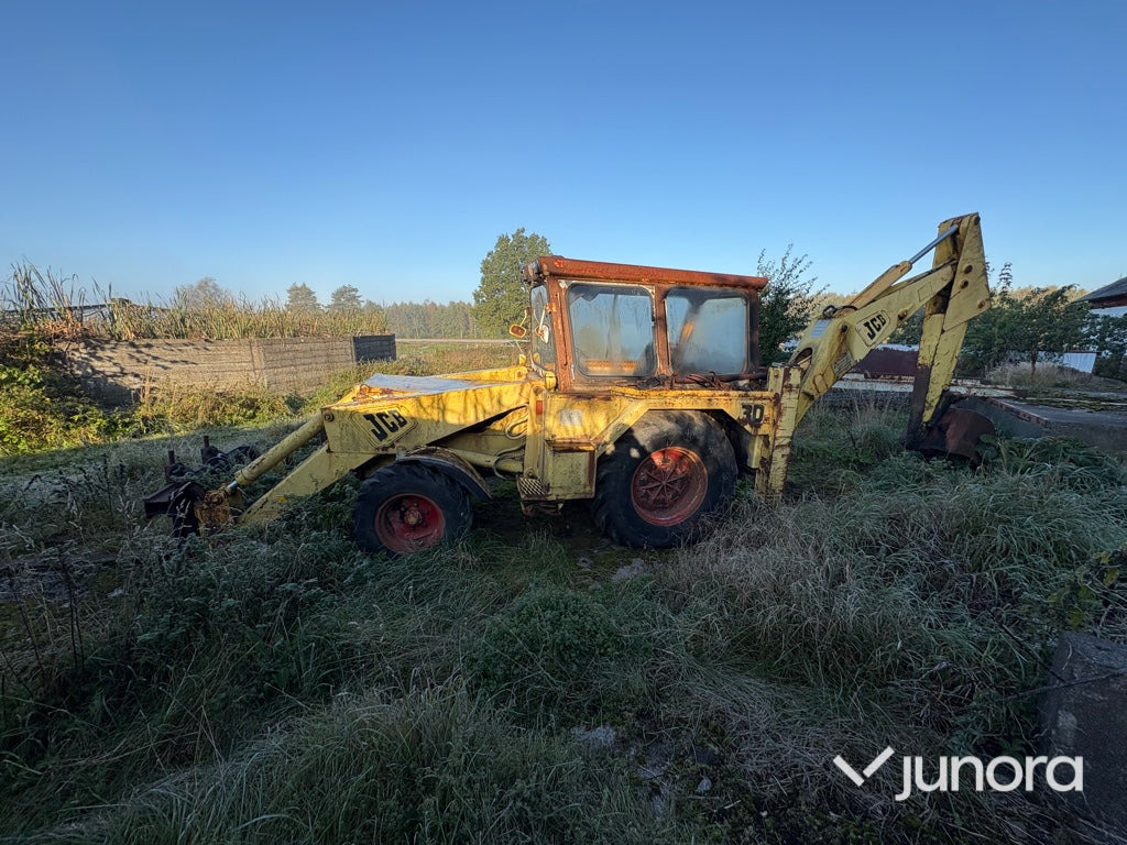 Traktorgrävare JCB 3D - Grävlastare: bild 2 Traktorgrävare JCB 3D - Grävlastare: bild 2