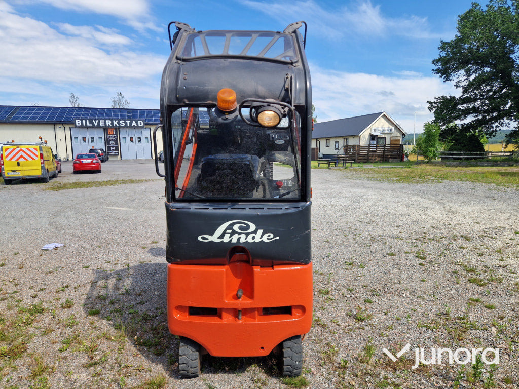 Truck Linde E20/600 - Eltruck: bild 3 Truck Linde E20/600 - Eltruck: bild 3