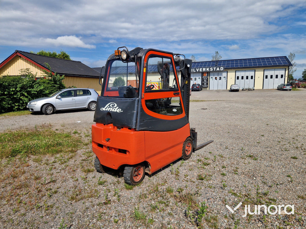 Truck Linde E20/600 - Eltruck: bild 1 Truck Linde E20/600 - Eltruck: bild 1