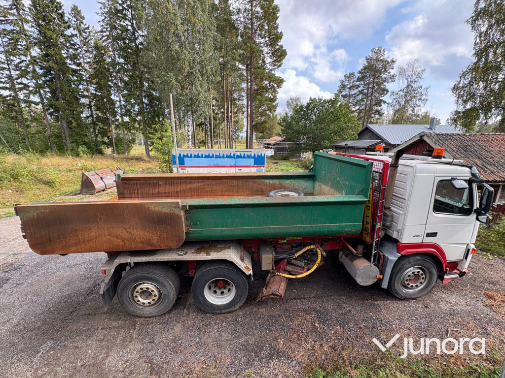 Vinterrustad Volvo FM9 6x2 - Plogbil: bild 4 Vinterrustad Volvo FM9 6x2 - Plogbil: bild 4