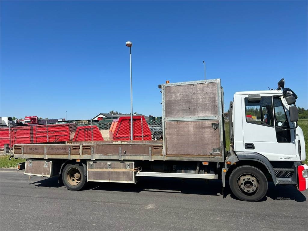 Iveco Eurocargo 120E24 FP - Flakbil: bild 3 Iveco Eurocargo 120E24 FP - Flakbil: bild 3