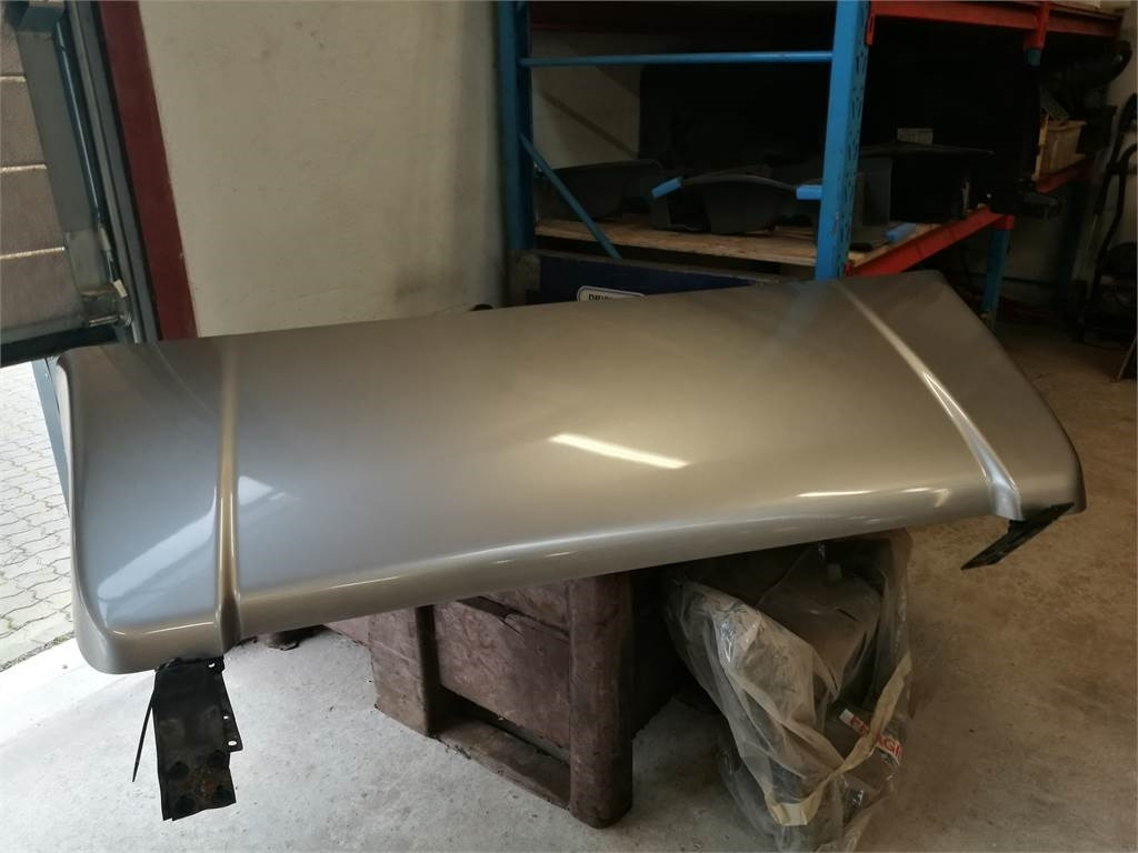 Volvo FH4 Globetrotter tagspoiler - Aerodynamik/ Spoiler för Lastbil: bild 1 Volvo FH4 Globetrotter tagspoiler - Aerodynamik/ Spoiler för Lastbil: bild 1