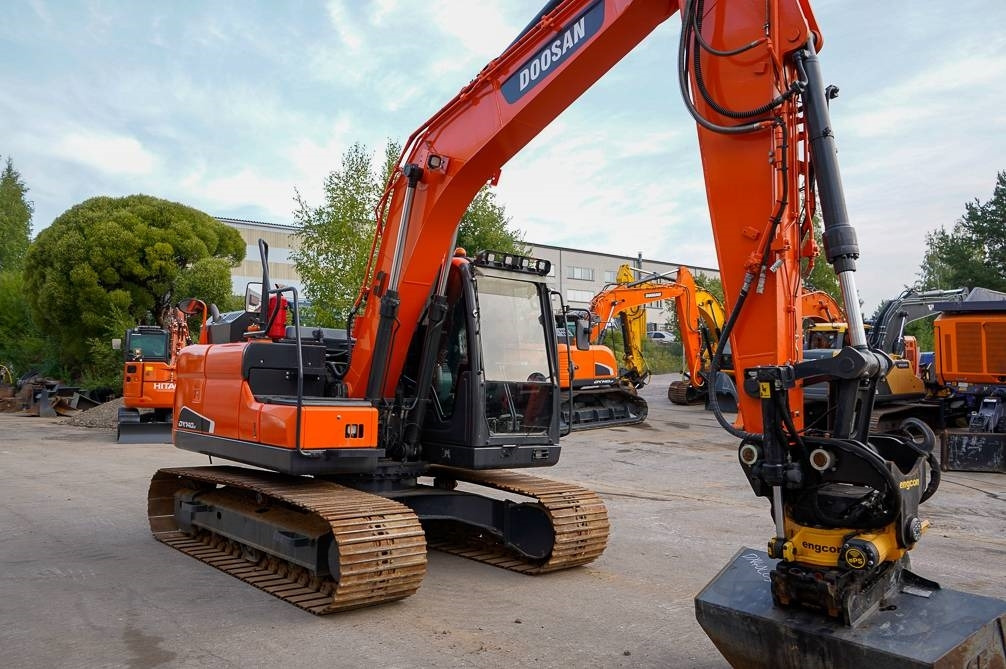 Doosan DX140LC-5 ENGCON - Bandgrävare: bild 5 Doosan DX140LC-5 ENGCON - Bandgrävare: bild 5