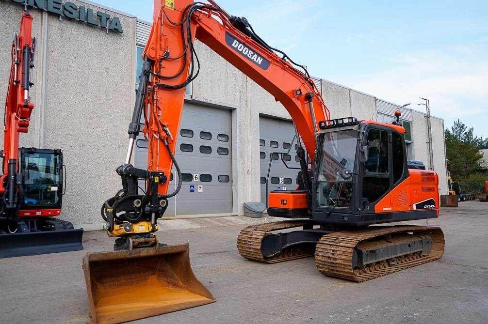Doosan DX140LC-5 ENGCON - Bandgrävare: bild 2 Doosan DX140LC-5 ENGCON - Bandgrävare: bild 2