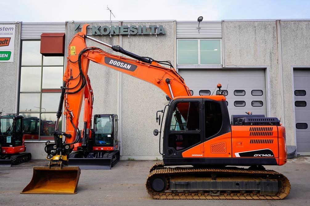 Doosan DX140LC-5 ENGCON - Bandgrävare: bild 1 Doosan DX140LC-5 ENGCON - Bandgrävare: bild 1