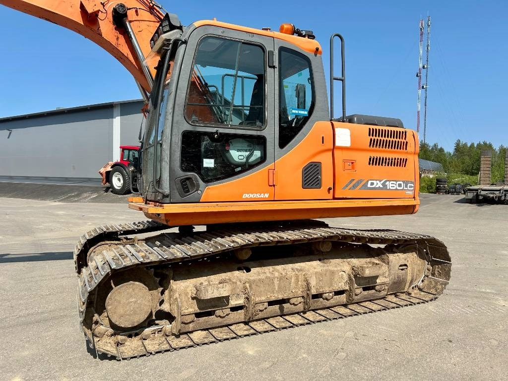 Doosan DX160LC-3 KALLISTAJA+PYÖRITTÄJÄ - Bandgrävare: bild 2 Doosan DX160LC-3 KALLISTAJA+PYÖRITTÄJÄ - Bandgrävare: bild 2
