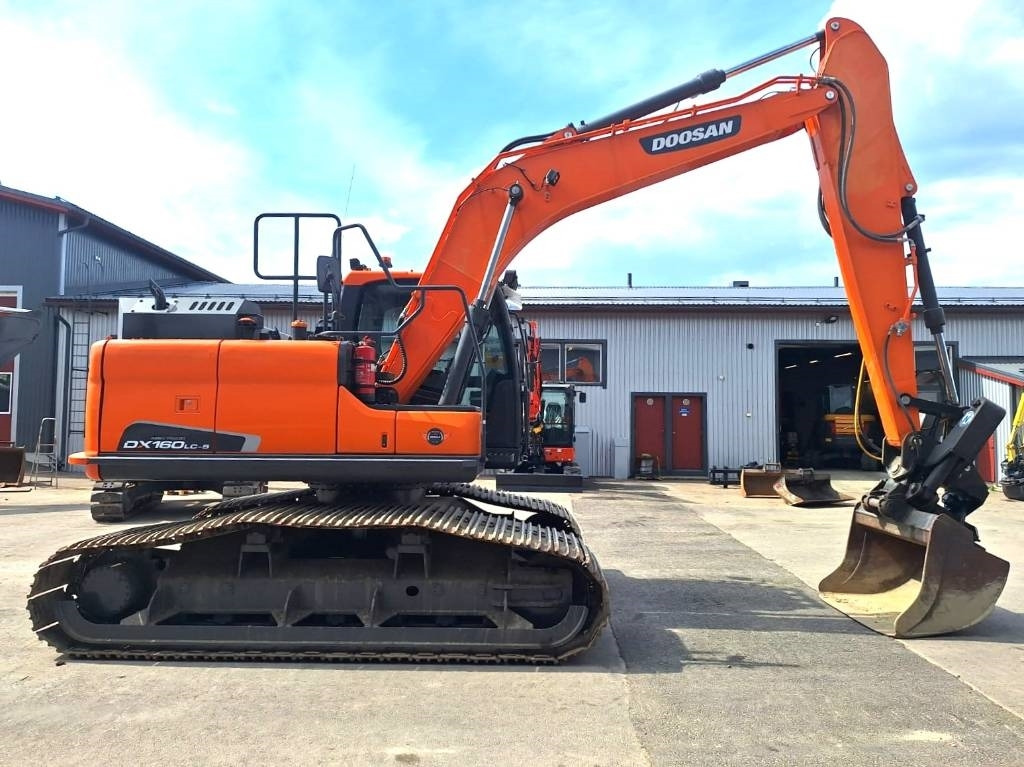 Doosan DX160LCH-5 METSÄMALLI KALLISTAJALLA - Bandgrävare: bild 5 Doosan DX160LCH-5 METSÄMALLI KALLISTAJALLA - Bandgrävare: bild 5