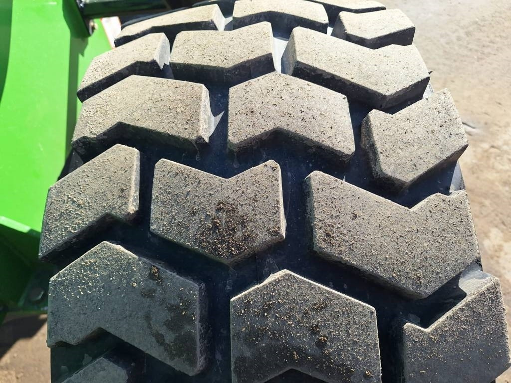 Hjullastare Greenmaster 825 PIIKIT, KAUHA JA HIEKOITIN: bild 10