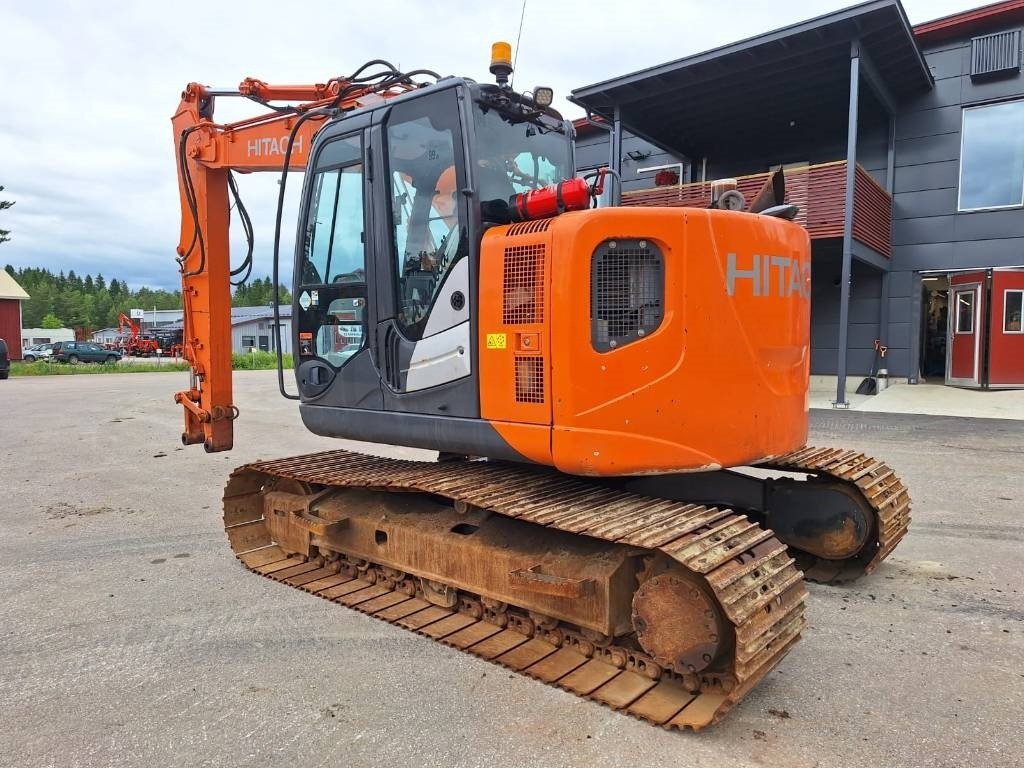 Hitachi MYYTY!!SOLD!! ZX135USB-5 RASVARILLA - Bandgrävare: bild 2 Hitachi MYYTY!!SOLD!! ZX135USB-5 RASVARILLA - Bandgrävare: bild 2