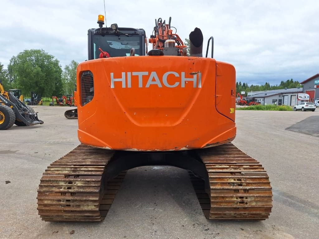 Hitachi MYYTY!!SOLD!! ZX135USB-5 RASVARILLA - Bandgrävare: bild 3 Hitachi MYYTY!!SOLD!! ZX135USB-5 RASVARILLA - Bandgrävare: bild 3