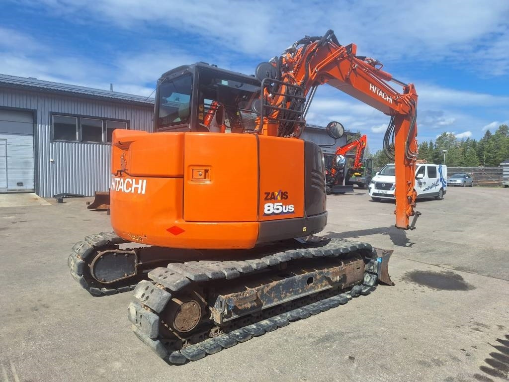 Hitachi MYYTY! SOLD! ZX85US-6 PIENET TUNNIT - Minigrävmaskin: bild 4 Hitachi MYYTY! SOLD! ZX85US-6 PIENET TUNNIT - Minigrävmaskin: bild 4