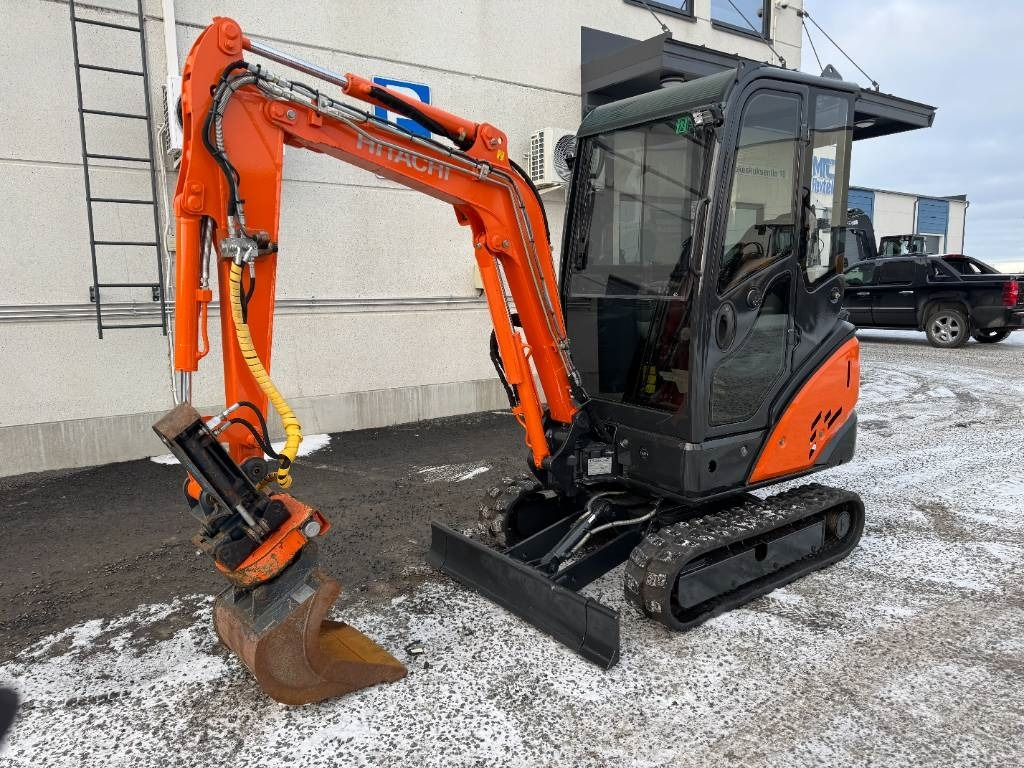 Hitachi ZX 18-3 CLR Kallistaja ja pyöritys - Minigrävmaskin: bild 2 Hitachi ZX 18-3 CLR Kallistaja ja pyöritys - Minigrävmaskin: bild 2