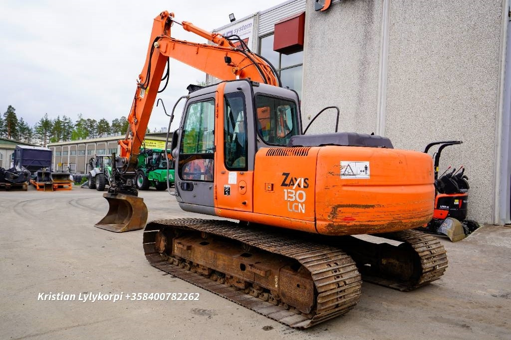 Hitachi ZX130LCN PYÖRITTÄJÄLLÄ - Bandgrävare: bild 2 Hitachi ZX130LCN PYÖRITTÄJÄLLÄ - Bandgrävare: bild 2