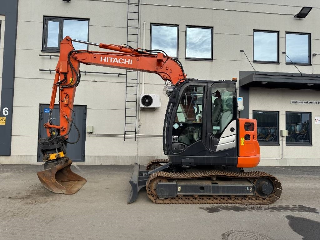 Hitachi ZX85US-5 Pyörittäjä, 3-Kauhaa - Minigrävmaskin: bild 1 Hitachi ZX85US-5 Pyörittäjä, 3-Kauhaa - Minigrävmaskin: bild 1