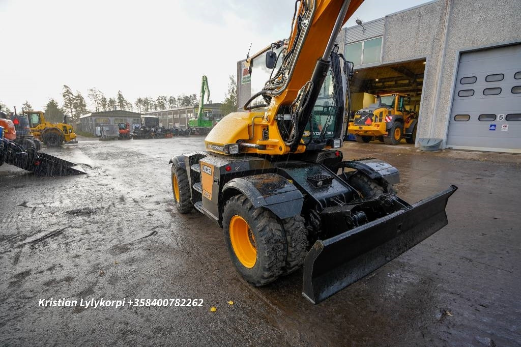 Grävmaskin på däck JCB 110W Hydradig PYÖRITTÄJÄLLÄ: bild 10