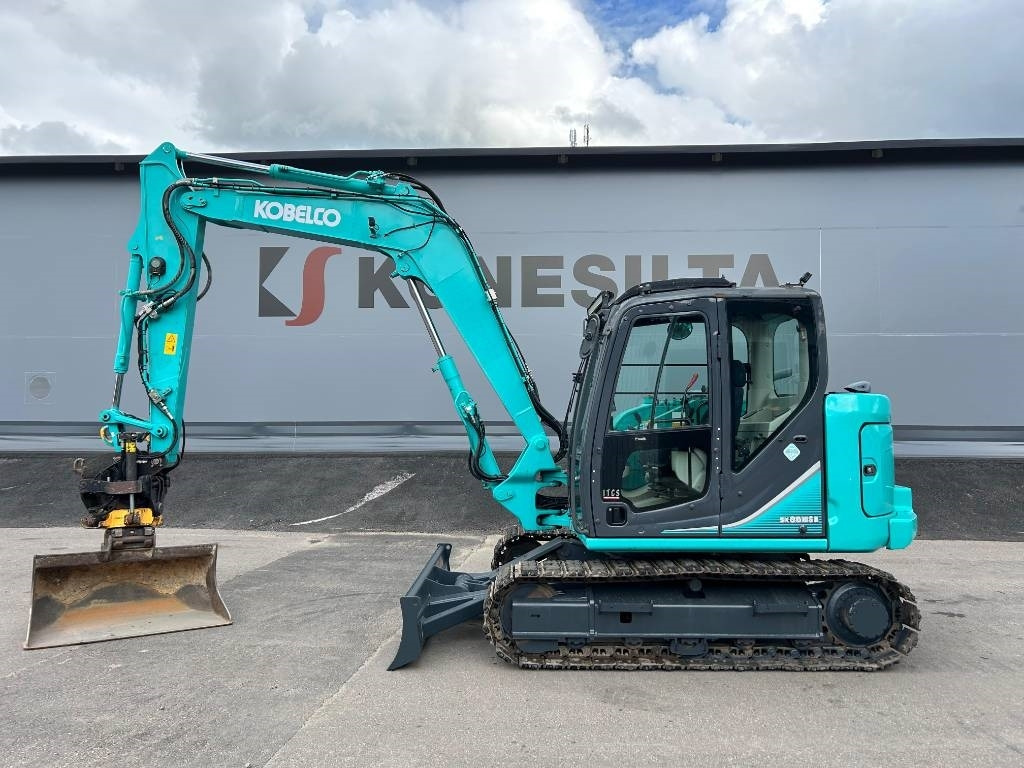 Kobelco SK85MSR-3 PYÖRITTÄJÄLLÄ - Minigrävmaskin: bild 1 Kobelco SK85MSR-3 PYÖRITTÄJÄLLÄ - Minigrävmaskin: bild 1