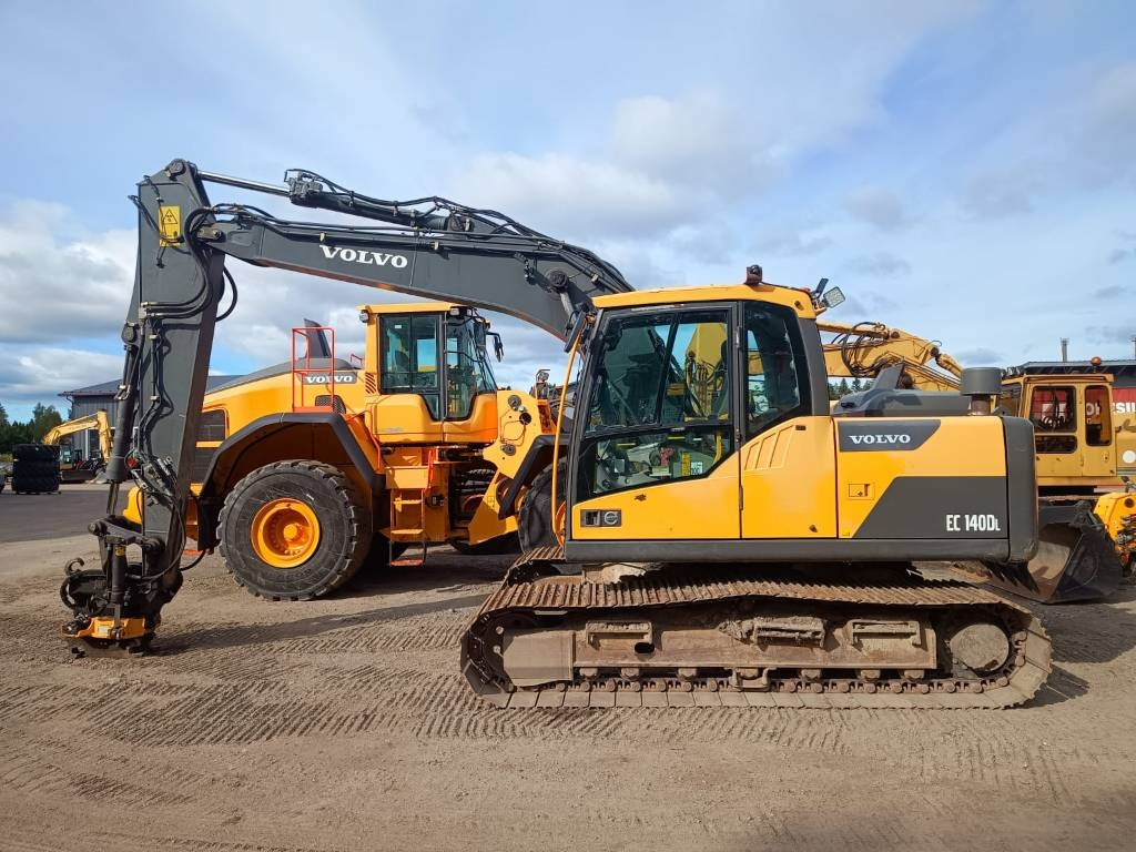 Volvo EC140DL PYÖRITTÄJÄLLÄ - Bandgrävare: bild 1 Volvo EC140DL PYÖRITTÄJÄLLÄ - Bandgrävare: bild 1