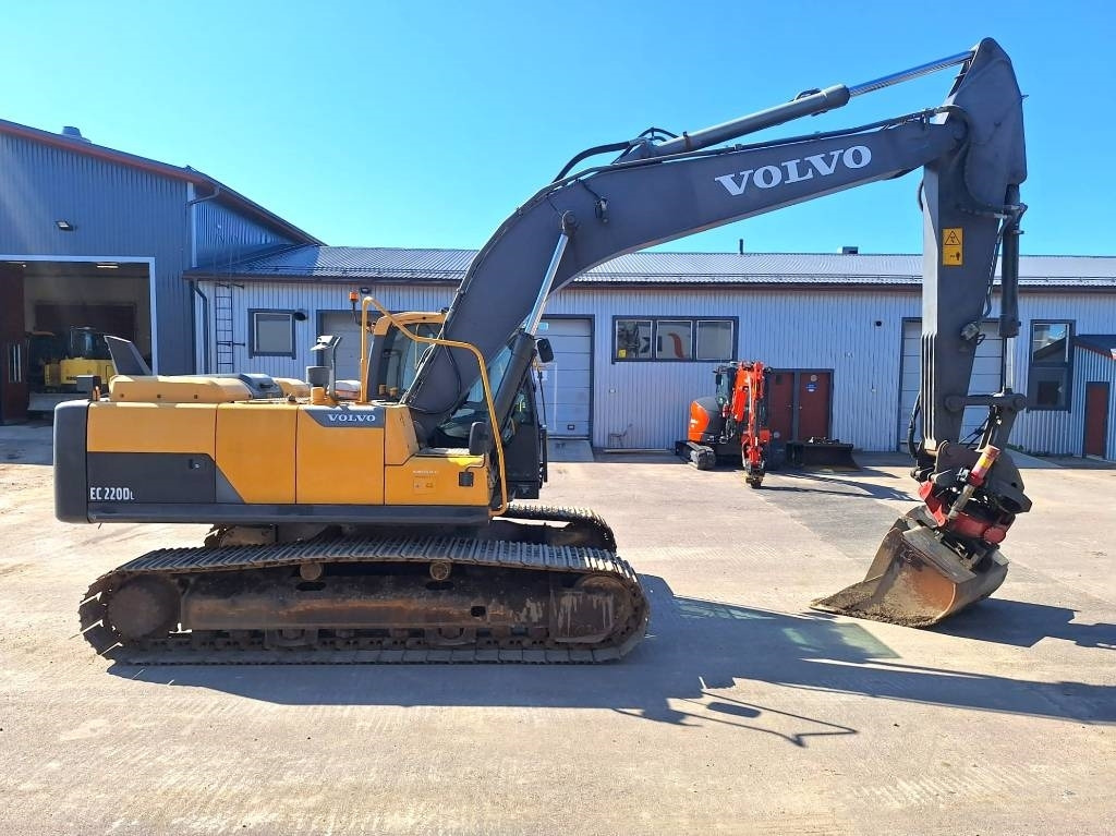Volvo EC220DL PYÖRITTÄJÄLLÄ  - Bandgrävare: bild 5 Volvo EC220DL PYÖRITTÄJÄLLÄ  - Bandgrävare: bild 5