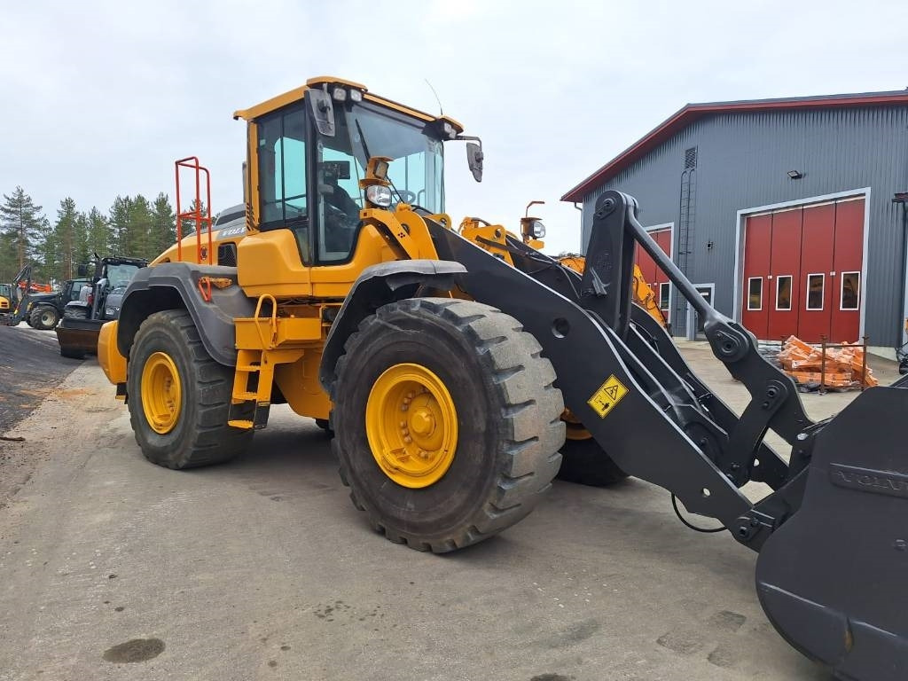 Volvo L110H MYYTY! SOLD! LONG BOOM, VAAKA, YM - Hjullastare: bild 5 Volvo L110H MYYTY! SOLD! LONG BOOM, VAAKA, YM - Hjullastare: bild 5