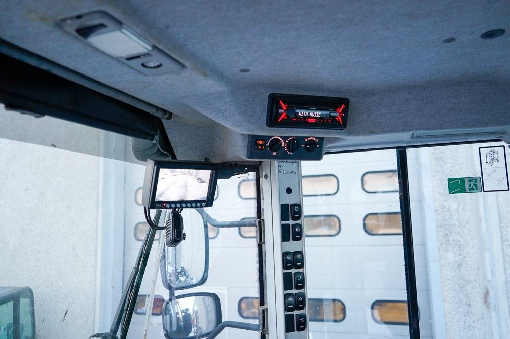Hjullastare Volvo L220H: bild 29