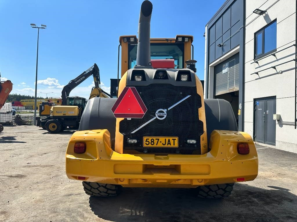 Volvo L70G vipuohjaus, 3' ja 4' hydr - Hjullastare: bild 3 Volvo L70G vipuohjaus, 3' ja 4' hydr - Hjullastare: bild 3
