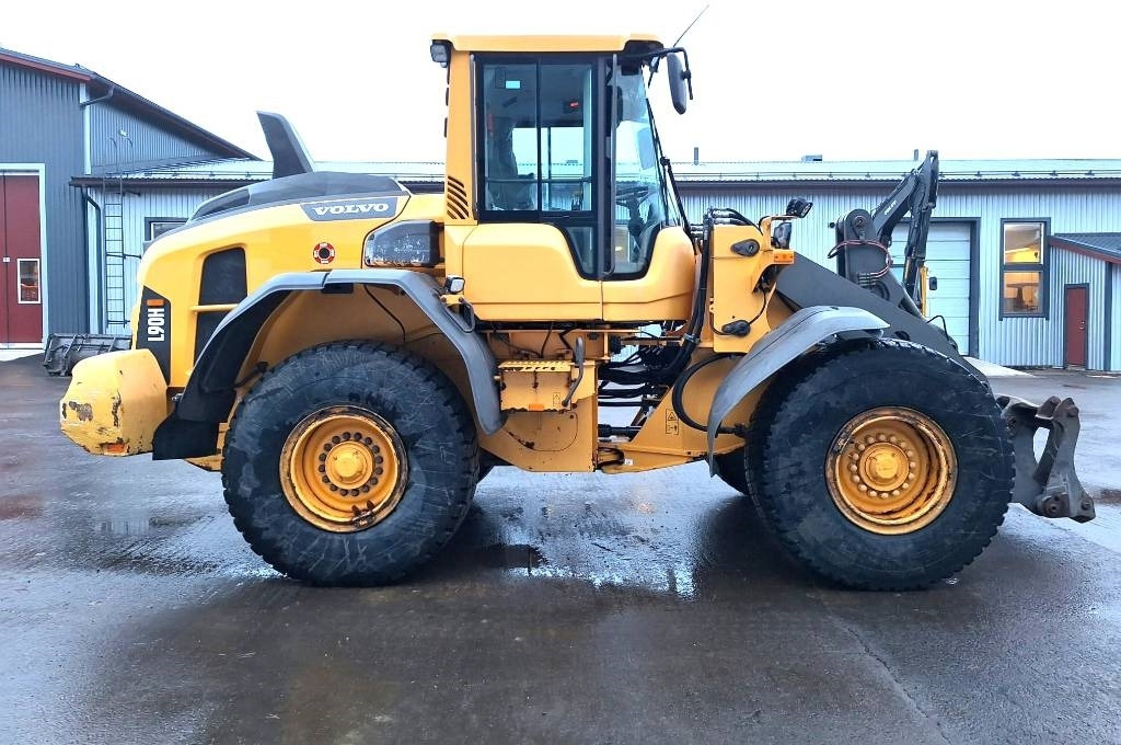 Volvo L90H VIPUOHJAUS YM. - Hjullastare: bild 5 Volvo L90H VIPUOHJAUS YM. - Hjullastare: bild 5