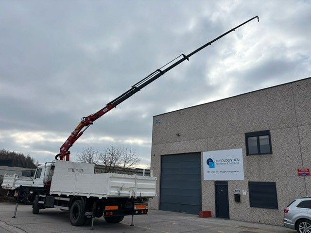 MAN 18-222. Kran HMF 18t/m Bj 2001. - Tippbil lastbil, Kranbil: bild 2 MAN 18-222. Kran HMF 18t/m Bj 2001. - Tippbil lastbil, Kranbil: bild 2