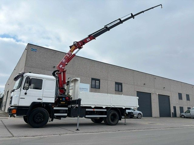 MAN 18-222. Kran HMF 18t/m Bj 2001. - Kranbil: bild 1 MAN 18-222. Kran HMF 18t/m Bj 2001. - Kranbil: bild 1